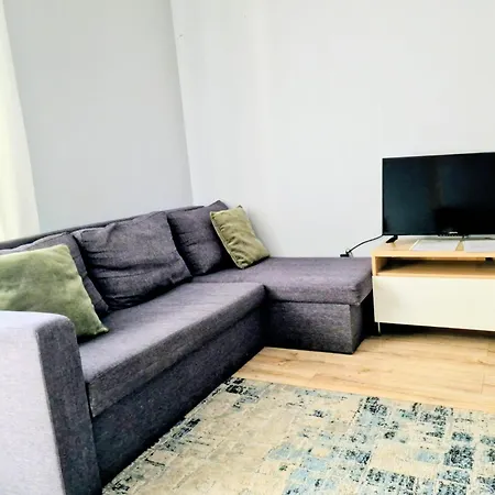 Luxury In -1-bright-secured-free Parking *